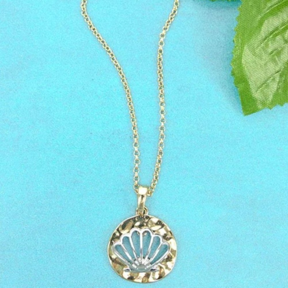 NO 3‎ Gold & Silver Tone Cutout Clamshell Necklace NWT